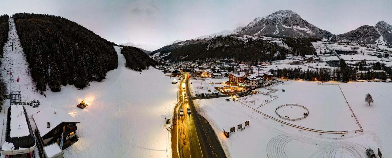 Nira Mountain Resort Futura Pradelle Eksteriør billede